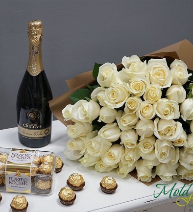Set of 51 roses 50-60 cm, Ferrero Rocher chocolates 200g, and Lacrima Dulce champagne 0.75 l. (on order 5 days) photo 394x433